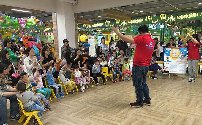 嬰智貝佳萬(wàn)科園六一“放飛童心，激揚(yáng)夢(mèng)想”兒童節(jié)活動(dòng)